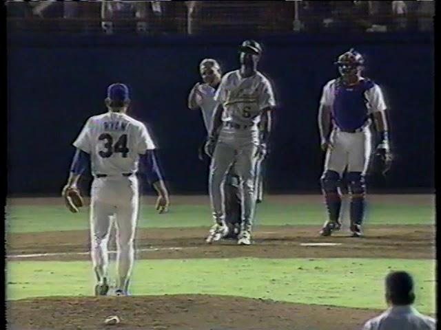 Oakland A's vs Texas Rangers (August 6, 1992) "Nolan Ryan Is Ejected, Only Time Of His Career"