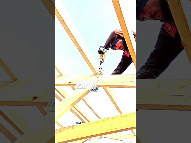 Building a roof with your own hands using frame technology has already #shorts