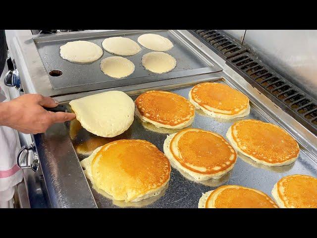 American breakfast in Paris? A sweet pancake restaurant that fills up immediately after opening.