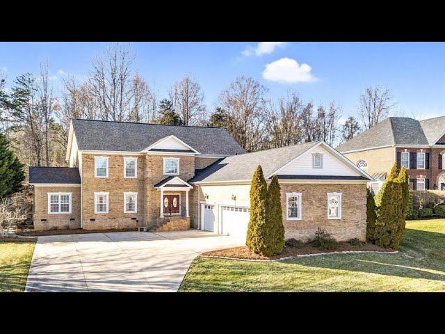 305 Chancelot Lane, Fort Mill, SC Presented by Josh Finigan.