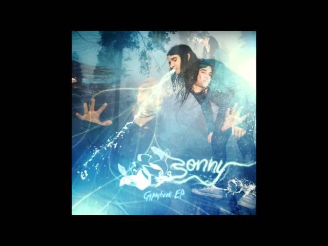 Sonny Moore (Skrillex) - Gypsyhook