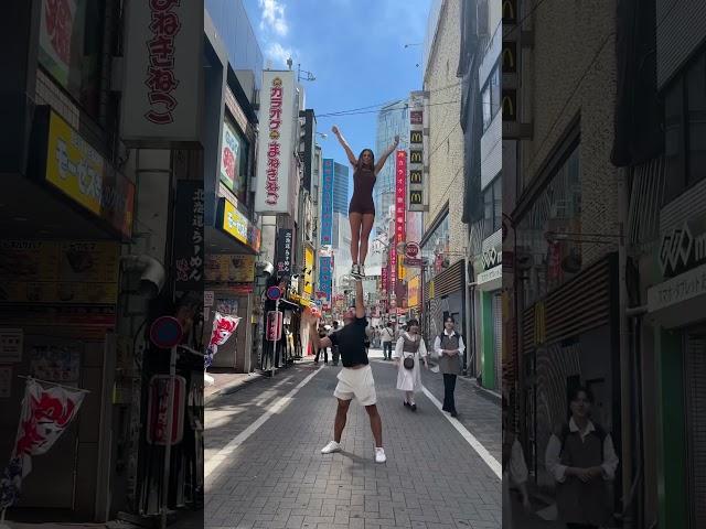 Got a chance to do this in Tokyo #Shorts #Cheer #Stunt