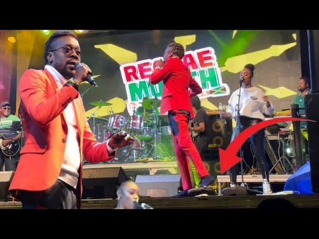 Beenie Man kick off him Crocs N said Foot better now, Reggae Month Live Performance