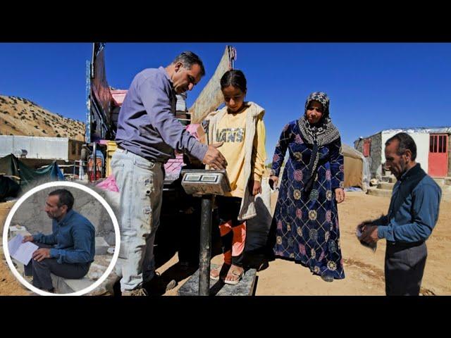 Reza gets nervous that he is not forgiven by his daughters. He creates a bad scene
