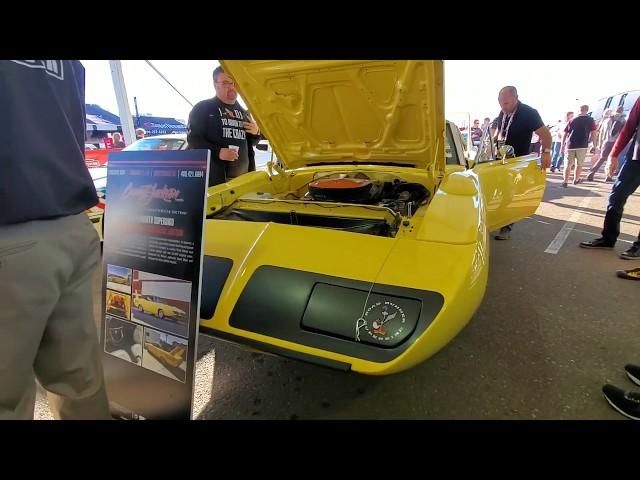 Barrett-Jackson/Scottsdale "Staging Lanes" Saturday Walkthrough on DAN-O-VISION...