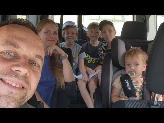 vlog ️ЕДЕМ В ЛАГЕРЬ К НИКИТЕ НА ДЕНЬ РОЖДЕНИЯ / ТАРЗАНКИ В ПАРКЕ / САНЯ-КАПРИЗУЛЬКА / ЮККА ЦВЕТЁТ