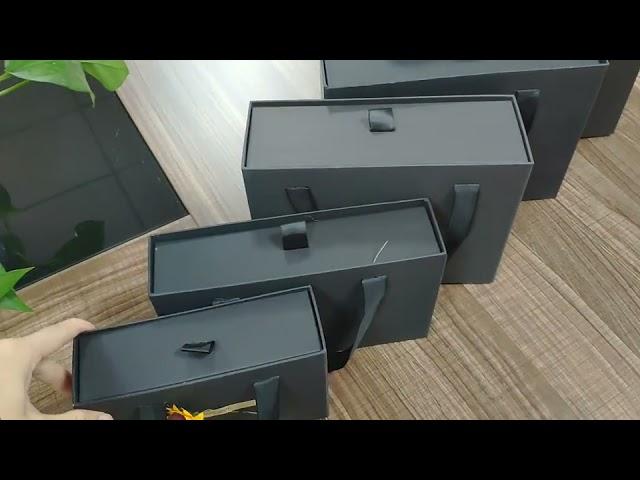 Black simple and noble different size pull-out gift box packaging bags