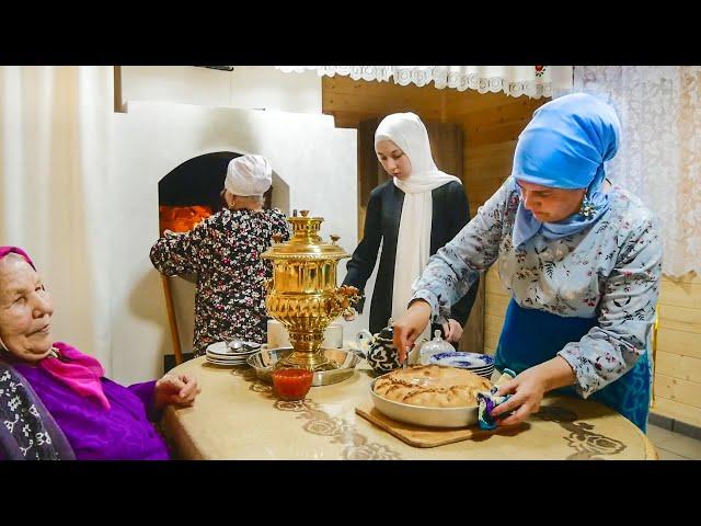 Rural life in Russia. How do people live in the village in summer? Rural everyday life