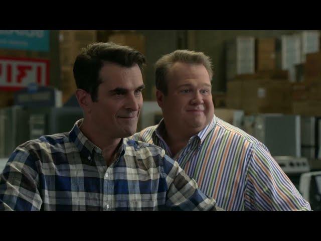 Phil is sexy? | Modern Family | tvcomedies | The Day We Almost Died