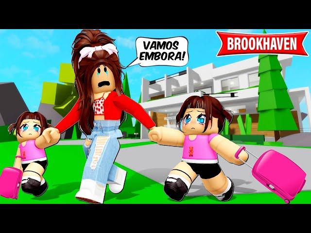 A MÃE FUGIU de CASA com as BEBÊS GÊMEAS | Historinha ROBLOX | Brookhaven RP