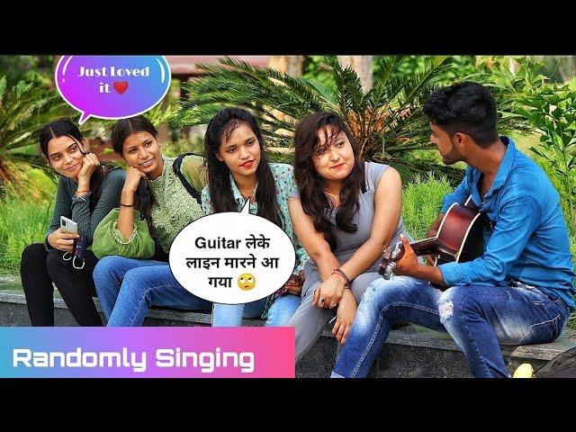 Randomly Singing Romantic Mashup In Public| Singing Reaction In India| Aabid Khan||