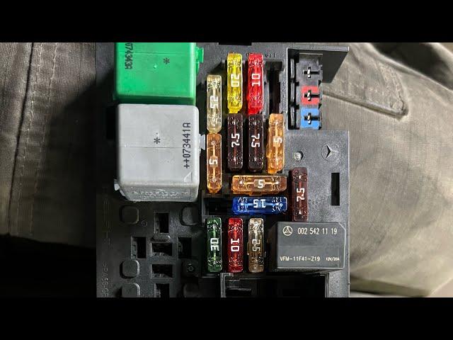 Mercedes problem fuse box