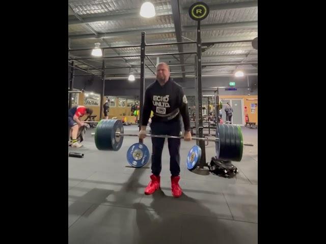 200kgs deadlifts @ 112kgs 46yo