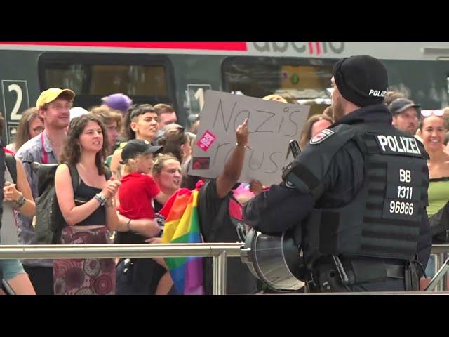 Linke gegen Rechte am Leipziger HBF - 17.8.24 - da Rechte gegen CSD demonstrieren wollten