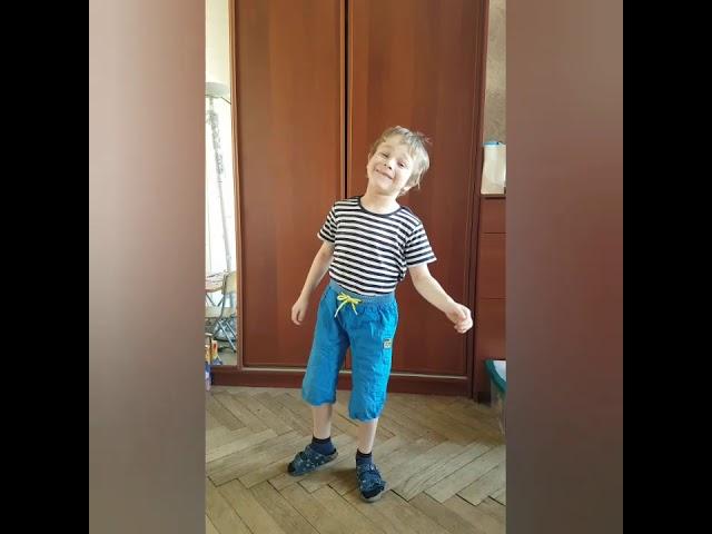 "Просто я работаю волшебником" - Гоша Иванов, 6 лет