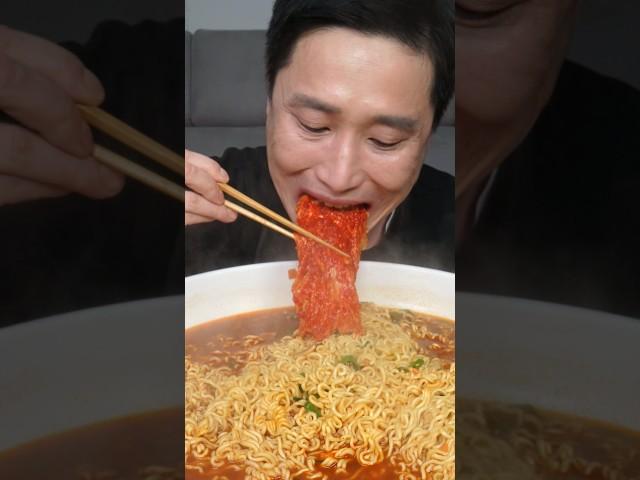 농심 신라면 8개 매운김치 먹방 면상호