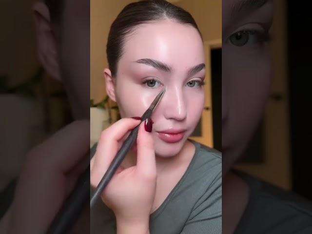 ASMR mean girl Does her Make up! 