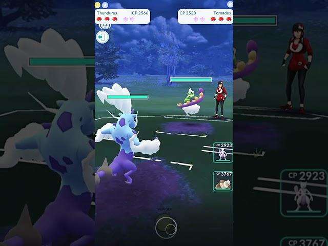 Thundurus VS Tornadus PVP Battle in  #pokemongo