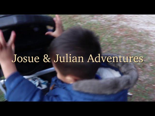 Josue & Julian play outdoors with Frida️