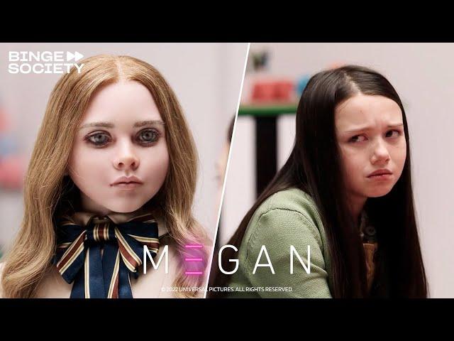 M3GAN (2022) : Megan Presentation Scene