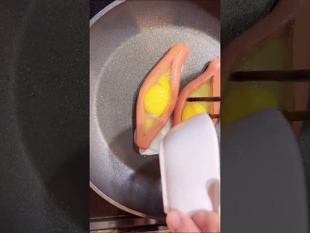 Making egg sausages #shorts #smartworking