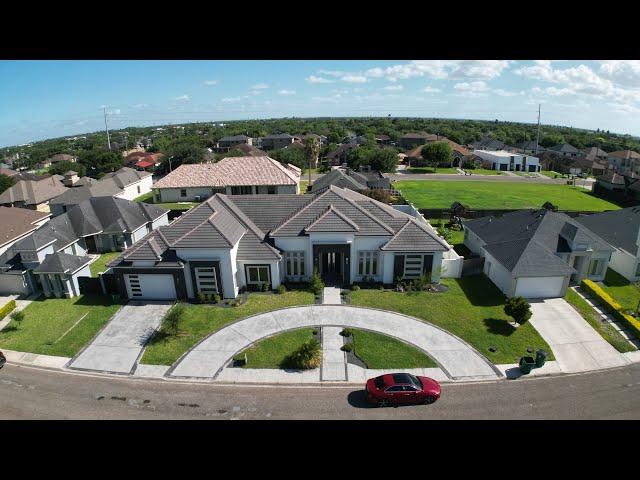 7 BEDROOMS | POOL | 5,088 SQ FT | HIDALGO, TX.