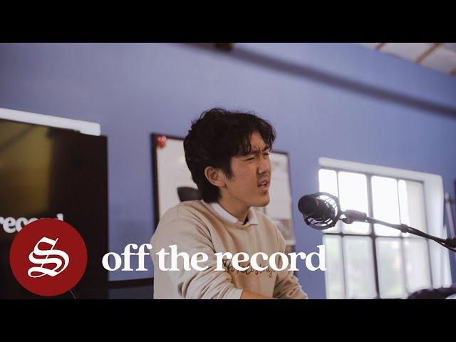 Stanford Singer-Songwriter Richard Yuan Performs Live From The Stanford Daily House