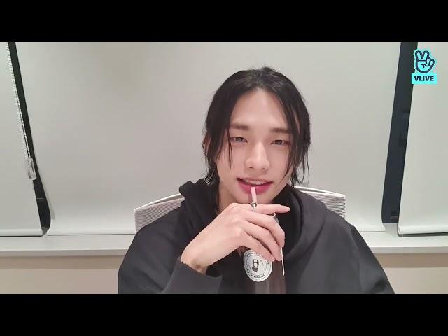 (Eng/Indo Sub) Stray Kids Hyunjin VLive | 210917 | 