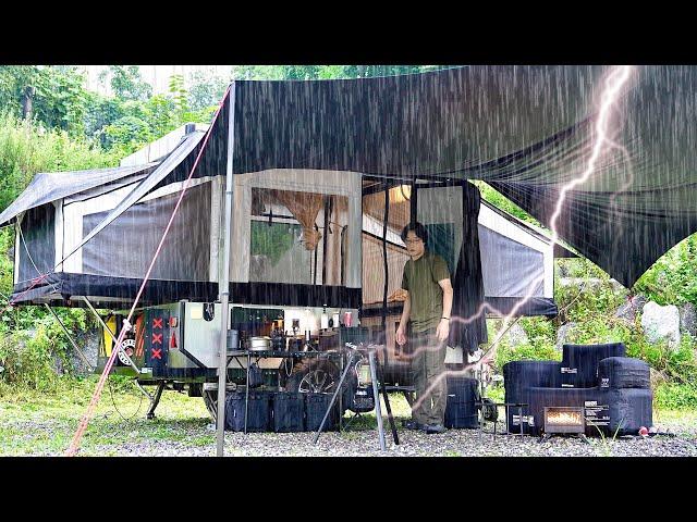 $6,999 Used Full-Automatic Tent Trailer Camping in the Heavy Rain