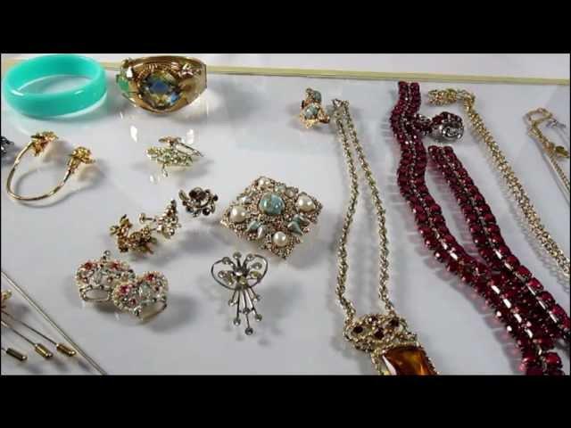 Beginners Guide to Reselling Vintage Costume Jewelry on Ebay - Part 1 Cherry Vintage 2013