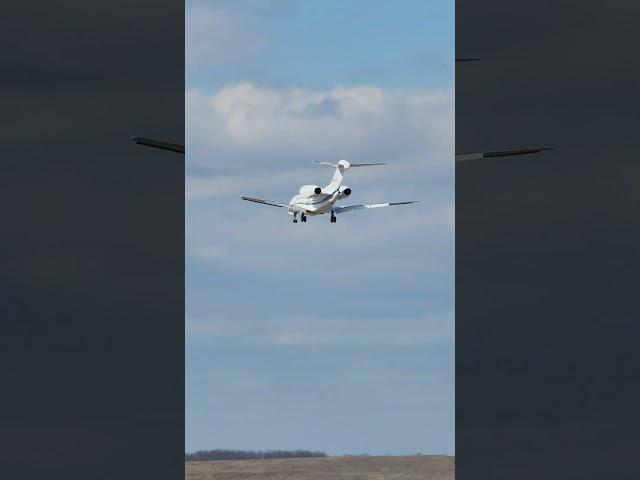 VIP Luxury Business Jet #planespotting at CVG #airport