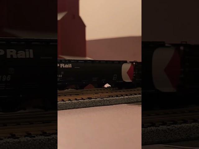 Priority Grain Train Passing Potash Train #nscale #modelrailroad #modeltrains  #CP #CN #scaletrains