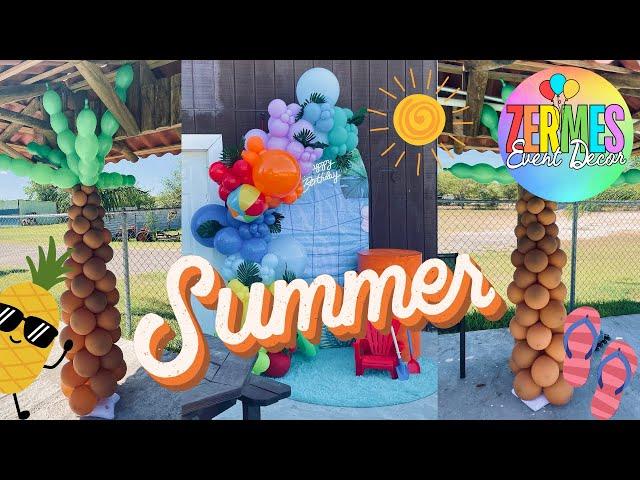 Summer balloon backdrop with balloon palm trees | Zermes Event Decor