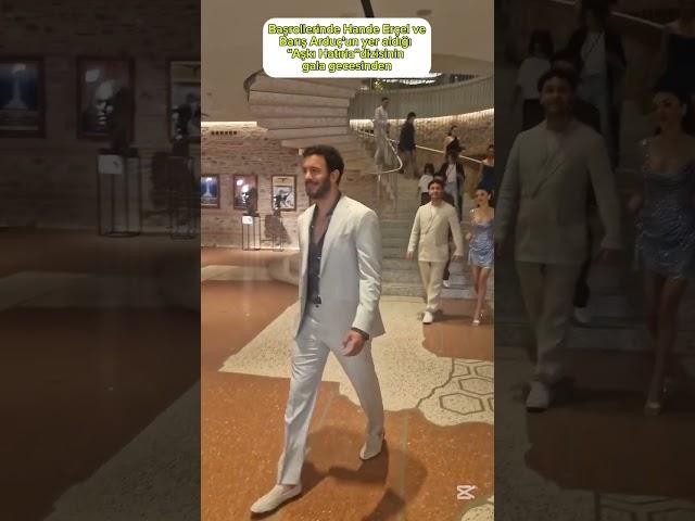 Başrollerinde Hande Erçel ve Barış Arduç’un Yer Aldığı "Aşkı Hatırla" Gala Gecesinden #handeercel