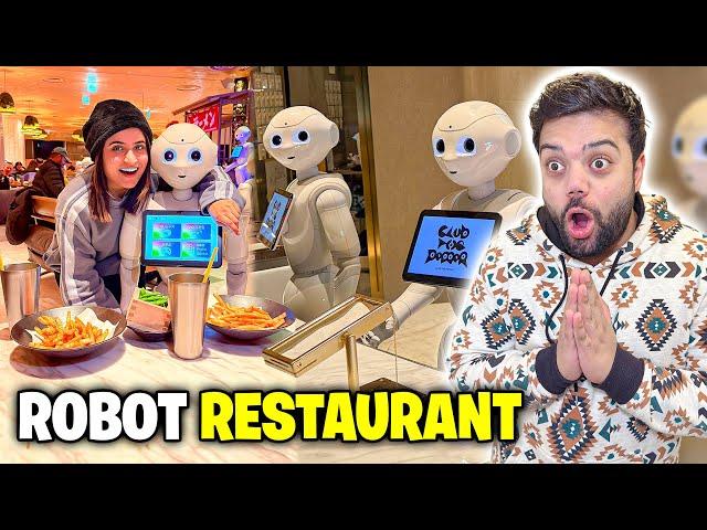 Resturant With No Humans  | Robot Restaurant In Japan  | Japan Waqai Hum Se 50 Saal Agay Hai 