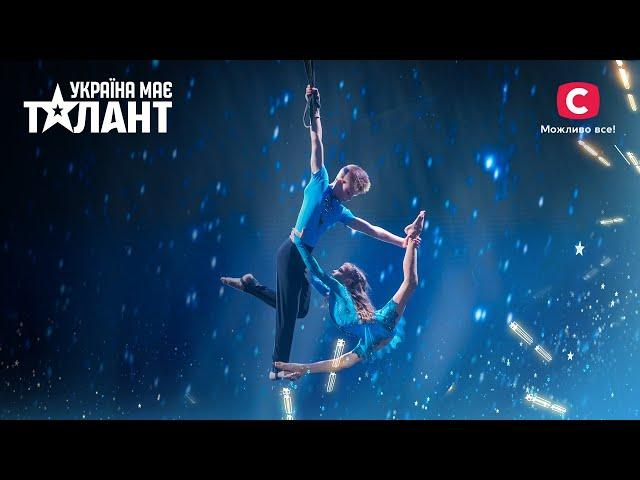 Breathtaking aerial straps performance – Ukraine's Got Talent 2021 – Episode 1 | FIRST CASTING