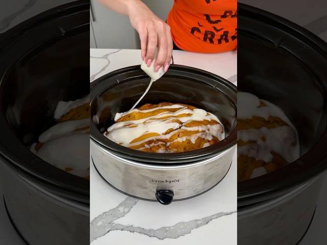 Easy fall crockpot dessert