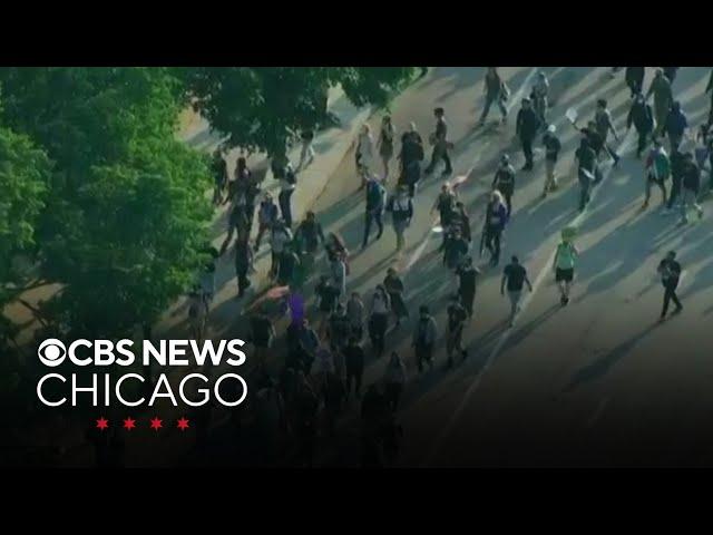 Immigration protest in Chicago draws thousands to downtown streets
