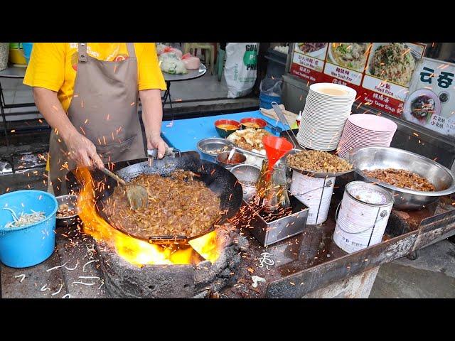 Noodles Master! The Best Duck Egg Char Koay Teow in Penang