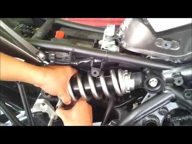 Kawasaki Versys Motowerk lowering kit installation