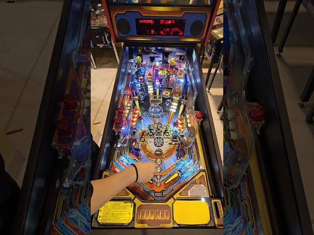 For sale/A vendre FLIPPER PINBALL MACHINE IRON MAN STERN REVIEW CRITIQUE