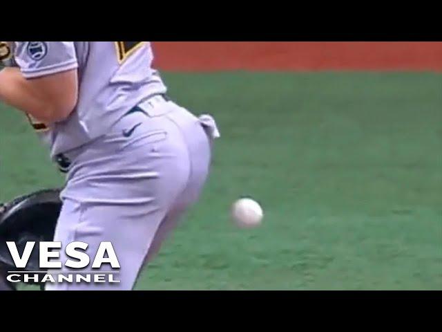 Sean Murphy’s butt is baseball’s breakout star after hit by pitch