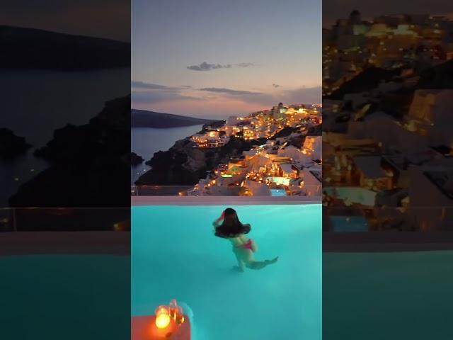 Who’s ready to dive in?  #santorini #sunset #sunsetview #sunsetlover #sunsets #hotel #hotelstyle