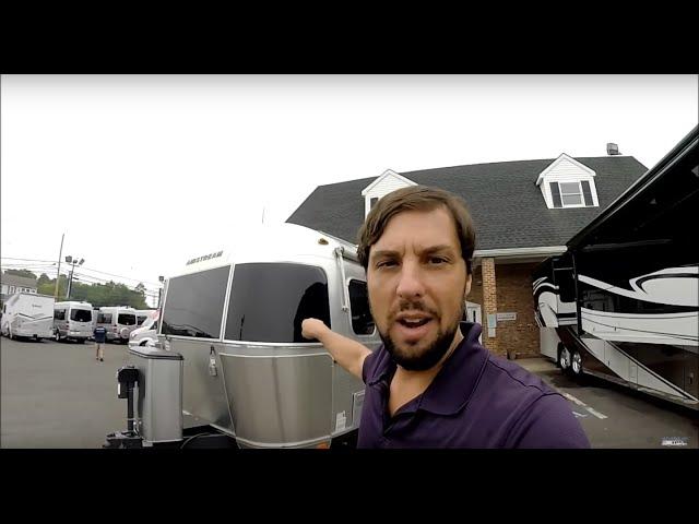 Walk Through 2016 Airstream Flying Cloud 28A Twin Bed Travel Trailer