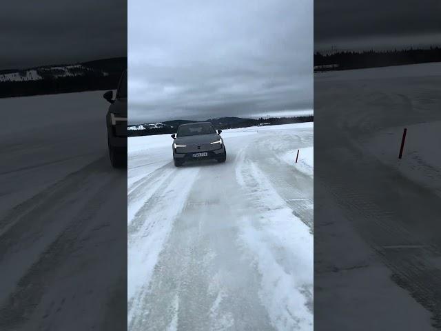 See how the EX30 performs on the ice ️ #shorts #autocar #volvo #volvoex30 #electriccar