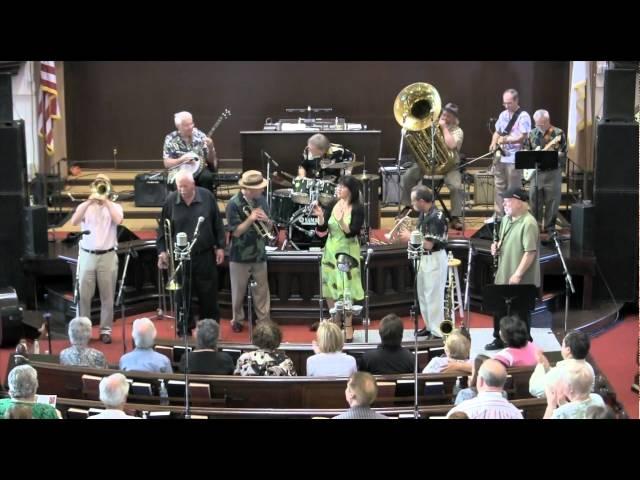 Heartbeat Dixieland Jazz Band  - When The Saints Go Marching In