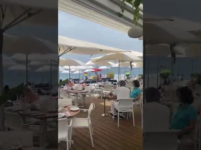 Le Galet, a very nice beach club and restaurant in Nice, French Riviera