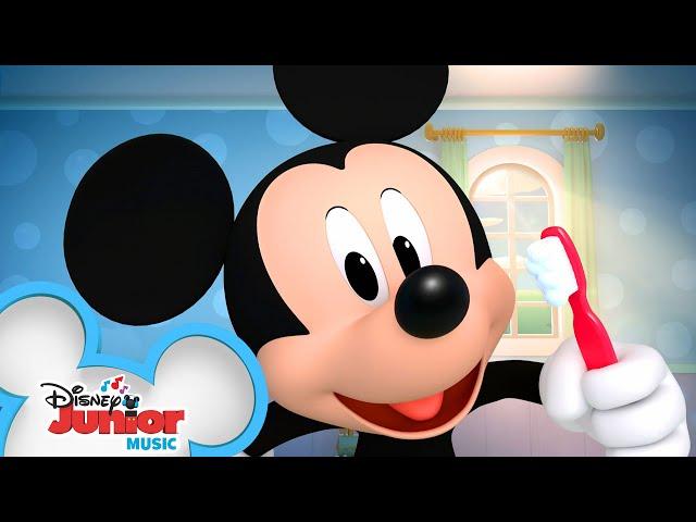 Brush to the Beat | Music Video | Learn to Brush Your Teeth | Mickey Mornings | Disney Junior