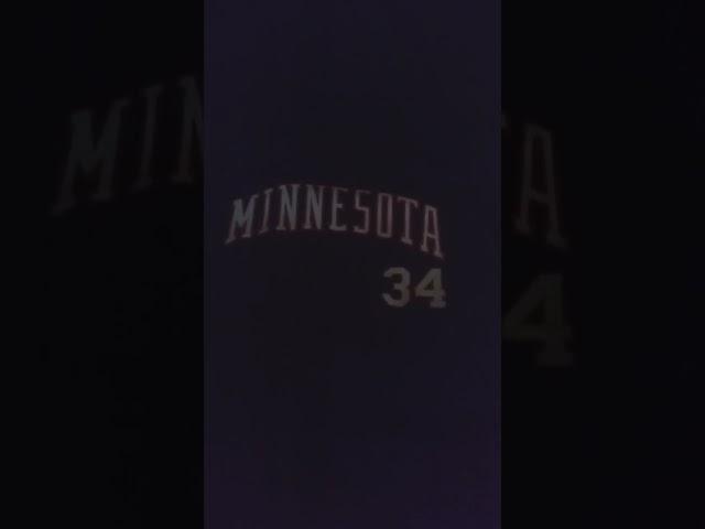 showing u my Minnesota twins kirby Puckett t-shirt