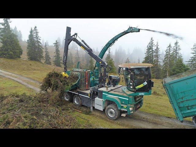 JENZ Chippertruck HEM 593 R Cobra bei Lener Hackgut in Tirol